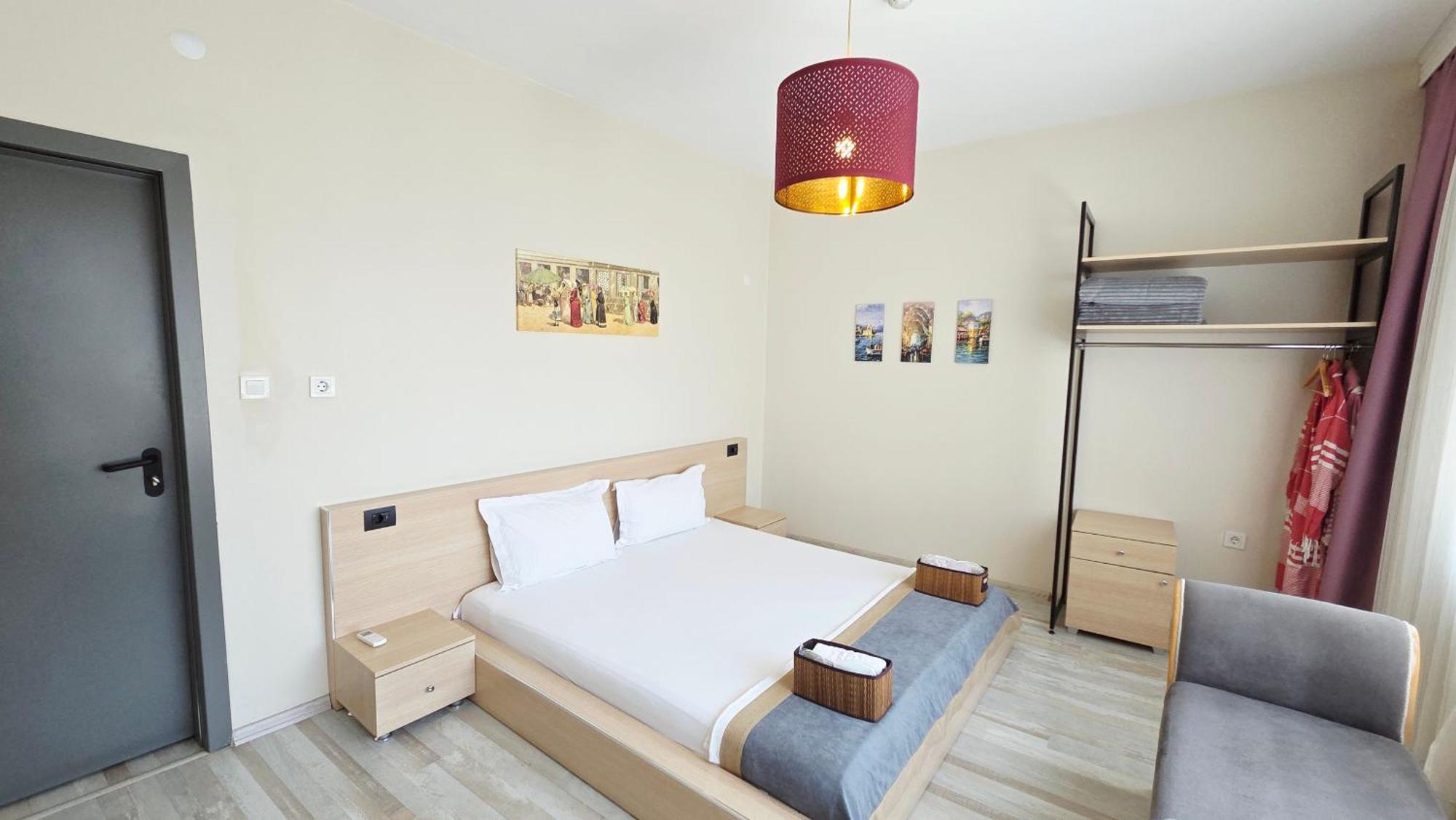 Готель Social House *